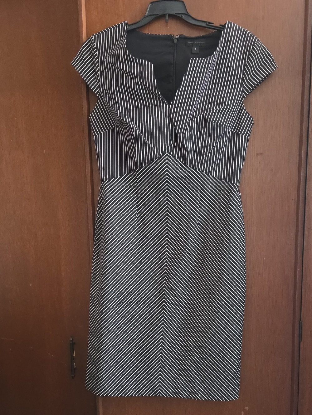 Worthington Black and White Striped Midi Dress Sz 6 Nwt
